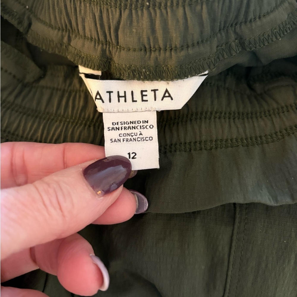 Athleta Trekkie High Rise Parachute Pant Aspen Olive Size 12 - Picture 6 of 7